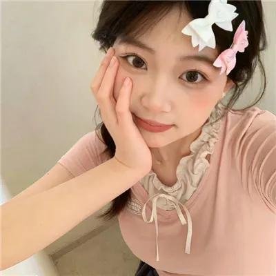 心不在焉的服务生
